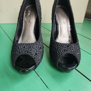 Lulu Townsend 4" Beaded Black Heels Womens size 7.5
